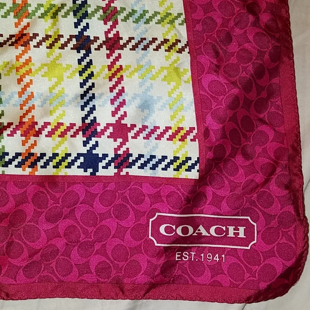 Coach NWOT SILK Square Scarf with Houndstooth Plaid Striped Print